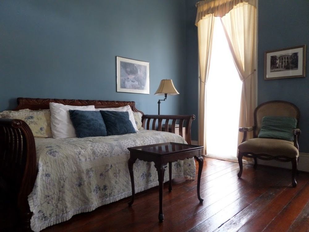 Garden District Bed And Breakfast Ню Орлиънс Екстериор снимка