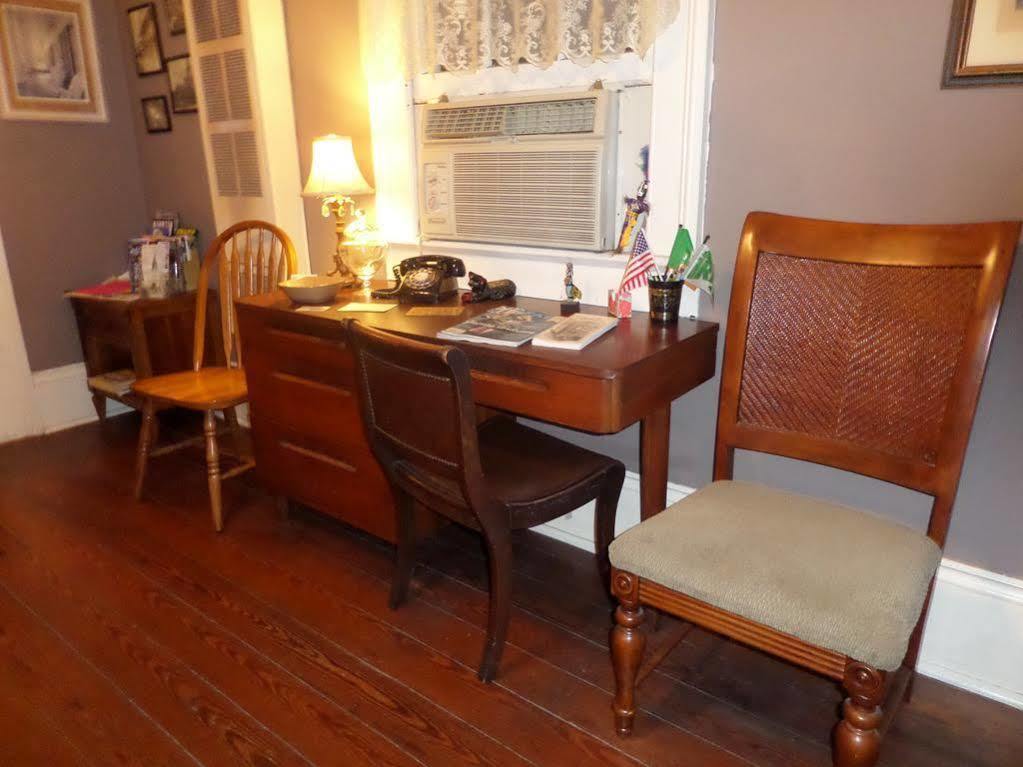 Garden District Bed And Breakfast Ню Орлиънс Екстериор снимка